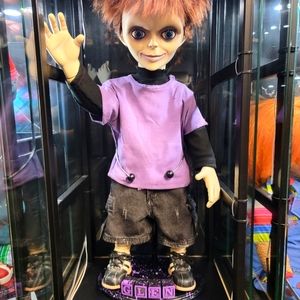 Custom chucky Glen Stand ONLY NO DOLL